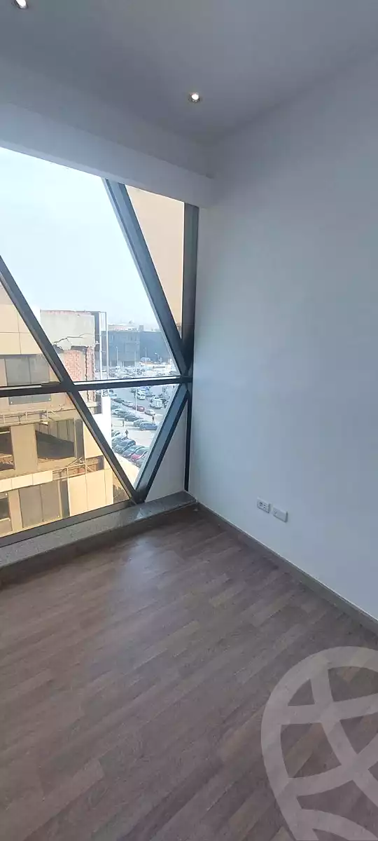 https://aqarmap.com.eg/ar/listing/6884587-for-rent-cairo-new-cairo-compounds-kyrw-byzns-blz-btr-hwm-llttwyr