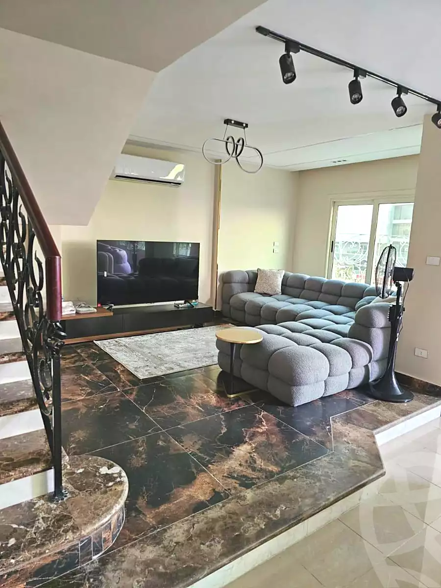 https://aqarmap.com.eg/en/listing/6884604-for-sale-cairo-new-cairo-jml-bd-lnsr