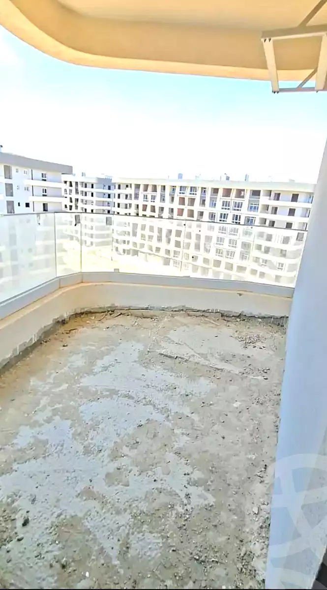 https://aqarmap.com.eg/en/listing/6884945-for-sale-cairo-new-administrative-capital-r7-midtown-condo