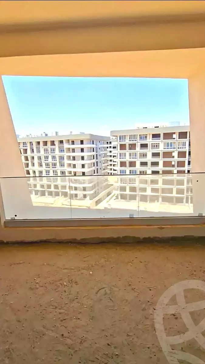 https://aqarmap.com.eg/en/listing/6884945-for-sale-cairo-new-administrative-capital-r7-midtown-condo
