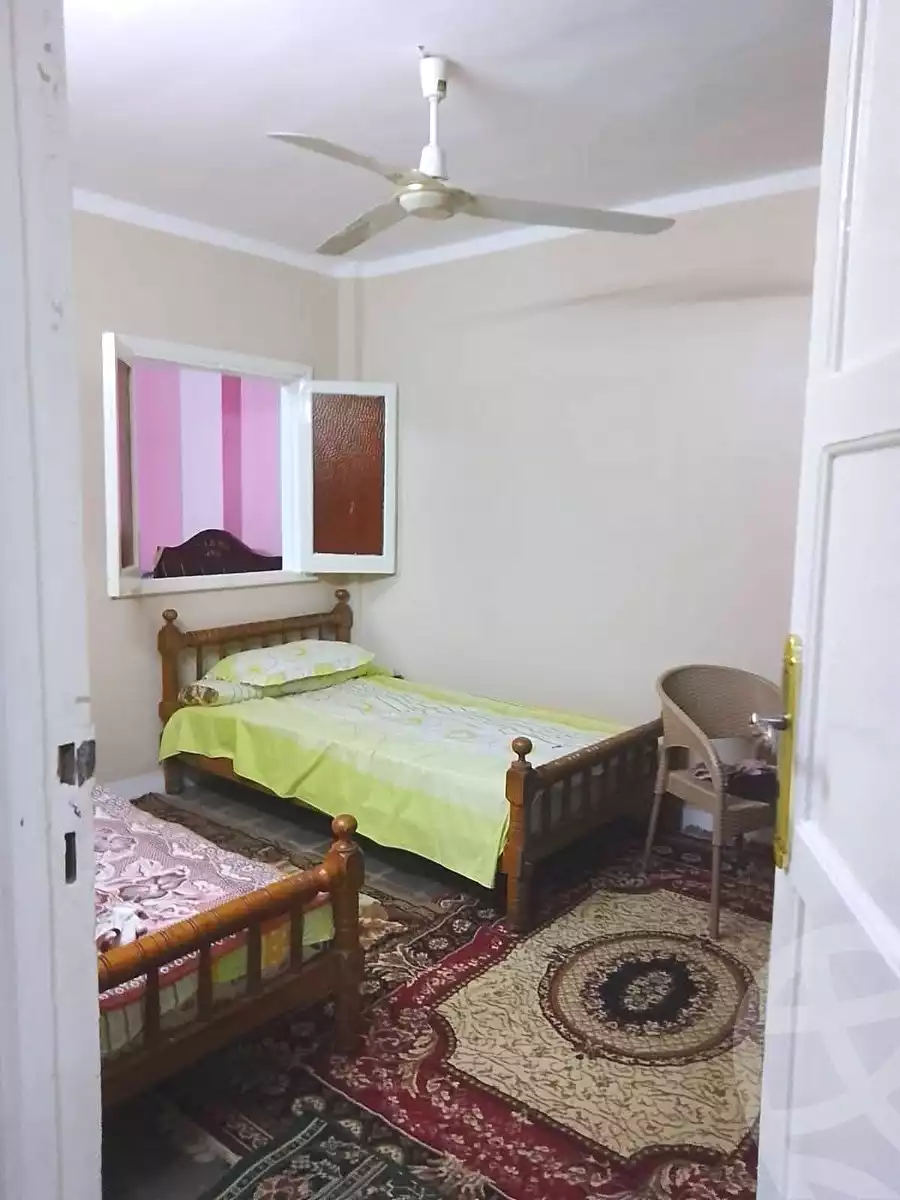 https://aqarmap.com.eg/en/listing/6885562-for-sale-cairo-helwan-el-shareaa-el-sharby-st