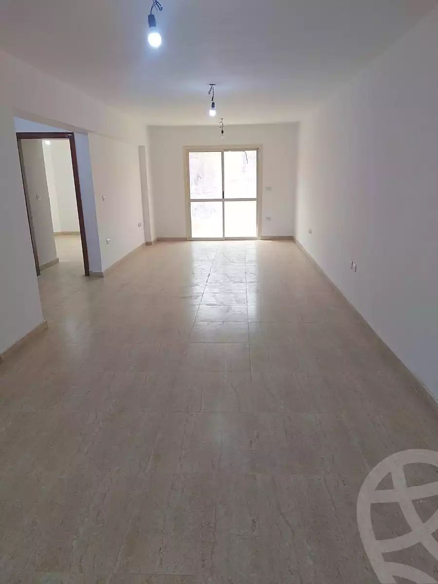 https://aqarmap.com.eg/ar/listing/6885808-for-rent-cairo-6th-of-october-el-ahyaa-neighborhood-11th