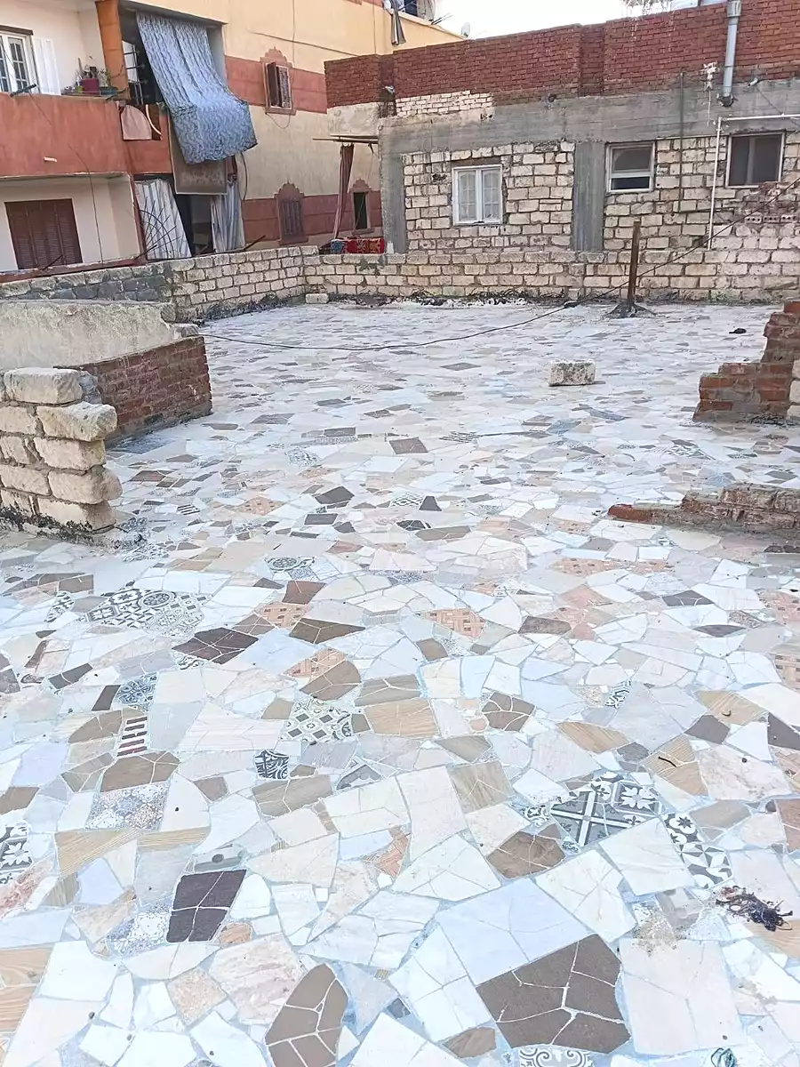 https://aqarmap.com.eg/en/listing/6885878-for-sale-alexandria-al-agamy-el-hanouvel-radwan-st