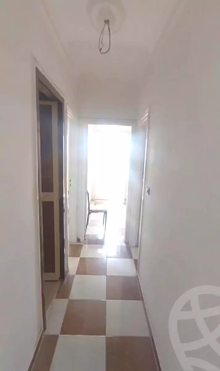 https://aqarmap.com.eg/ar/listing/6885939-for-sale-alexandria-alhadara-new-el-hadra