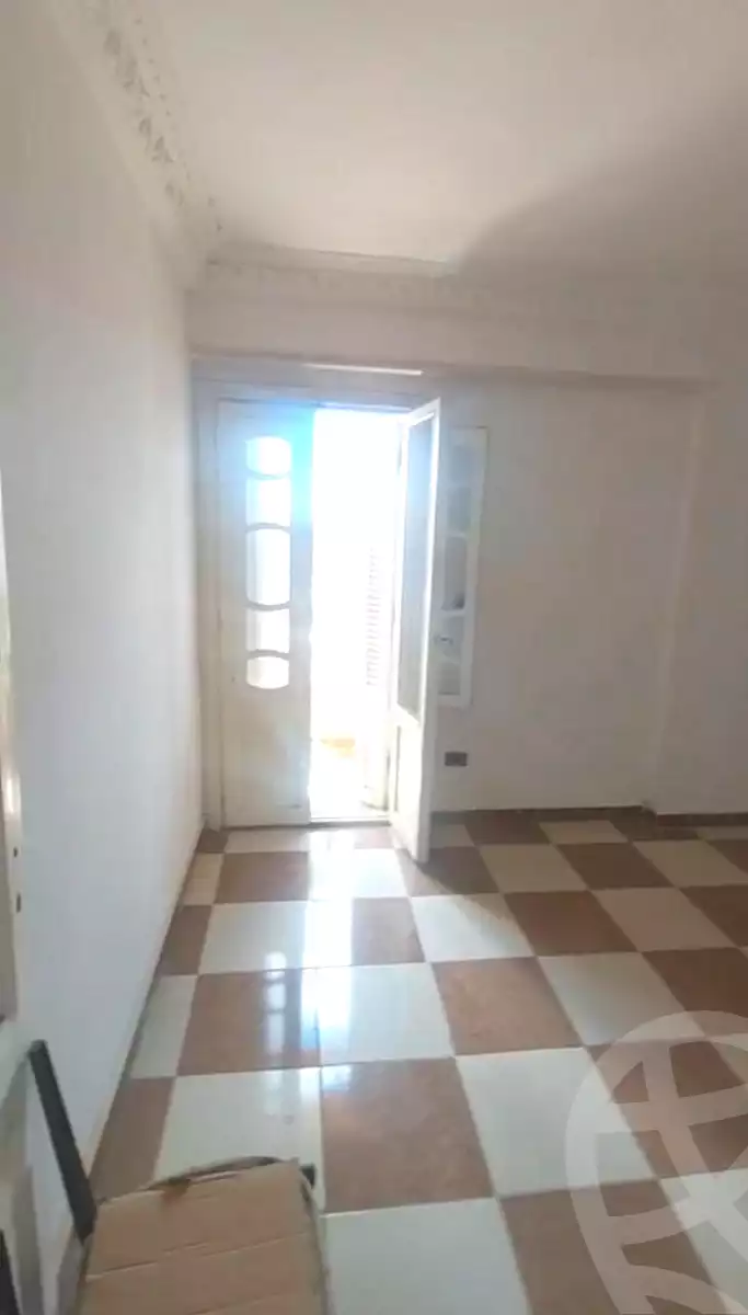 https://aqarmap.com.eg/ar/listing/6885939-for-sale-alexandria-alhadara-new-el-hadra