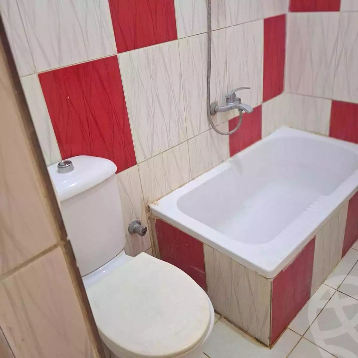 https://aqarmap.com.eg/en/listing/6886033-for-sale-alexandria-al-agamy-lbytsh-al-kaada-st