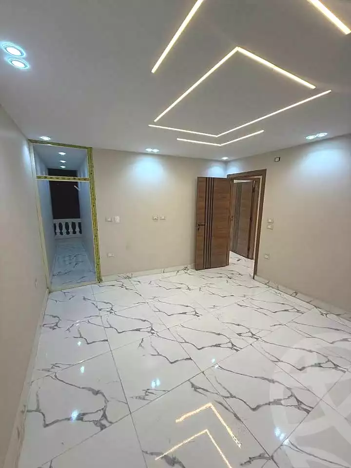 https://aqarmap.com.eg/en/listing/6886057-for-sale-cairo-el-haram-el-lebeny-soltan-khattab-st