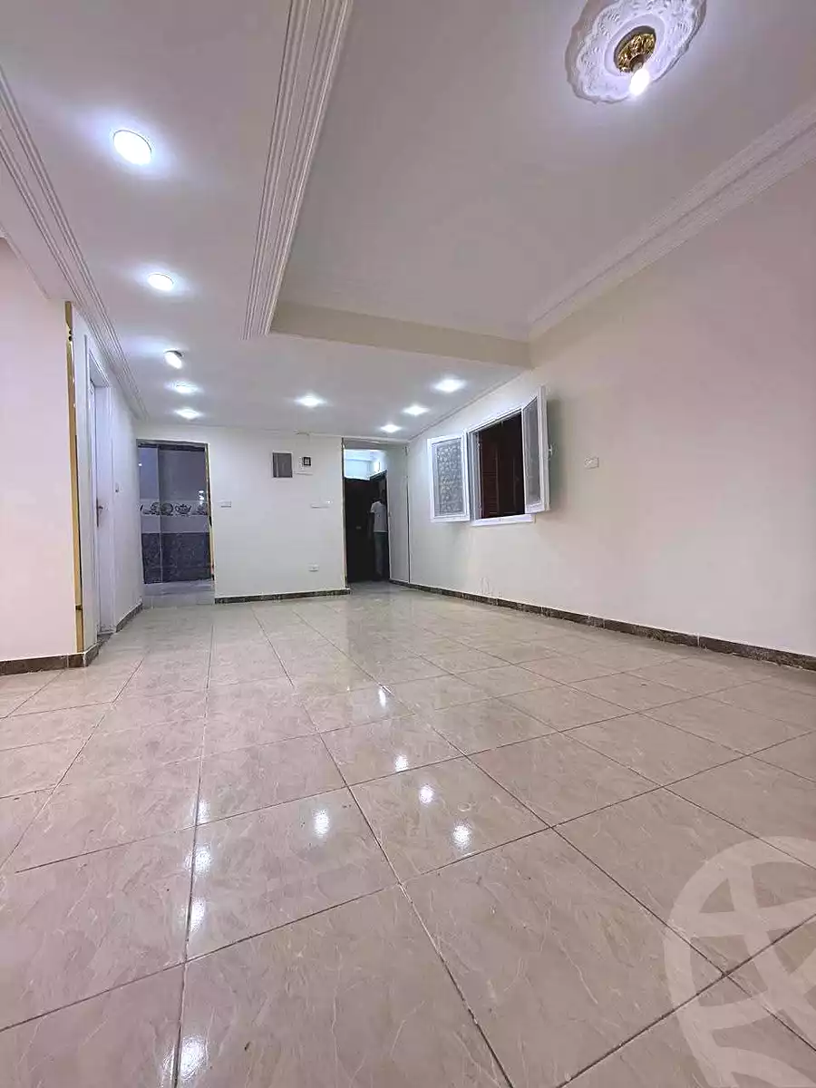 https://aqarmap.com.eg/ar/listing/6886108-for-sale-cairo-helwan-mnshy-yn-hlwn-mansour-st