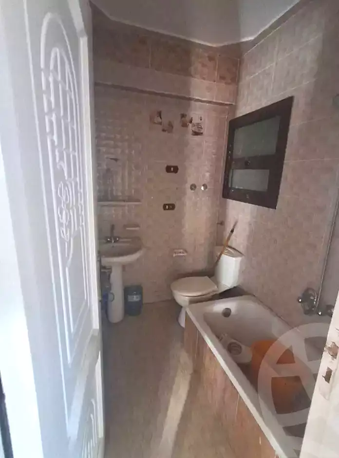 https://aqarmap.com.eg/en/listing/6886573-for-sale-alexandria-al-agamy-lbytsh-el-hanafeya-st