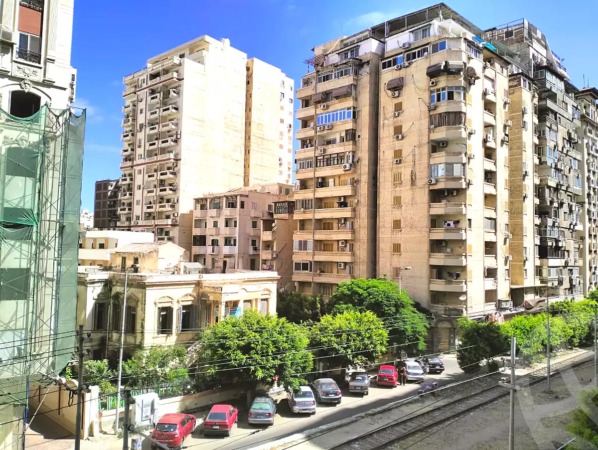 https://aqarmap.com.eg/ar/listing/6886929-for-sale-alexandria-roshdy-shr-hmd-shwqy