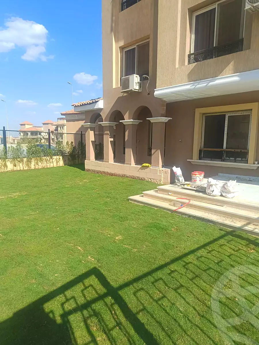 https://aqarmap.com.eg/ar/listing/6887172-for-sale-cairo-el-sheikh-zayed-city-compounds-el-khamayel