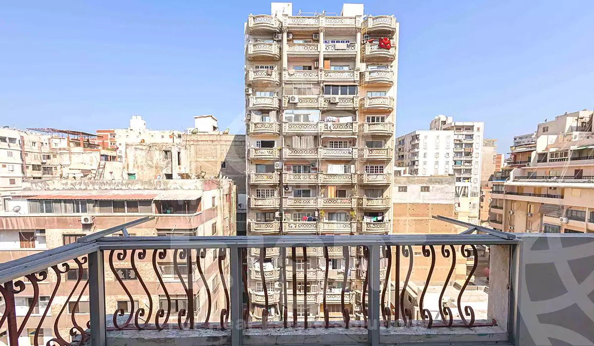 https://aqarmap.com.eg/ar/listing/6887257-for-sale-alexandria-sydy-bshr-sydy-bshr-bhry-gamal-abd-el-nasir-st