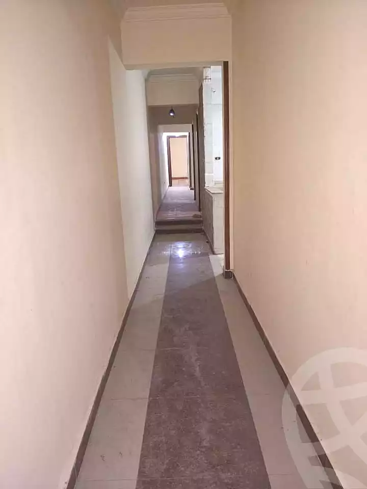 https://aqarmap.com.eg/ar/listing/6887467-for-rent-alexandria-lsywf-shamaa