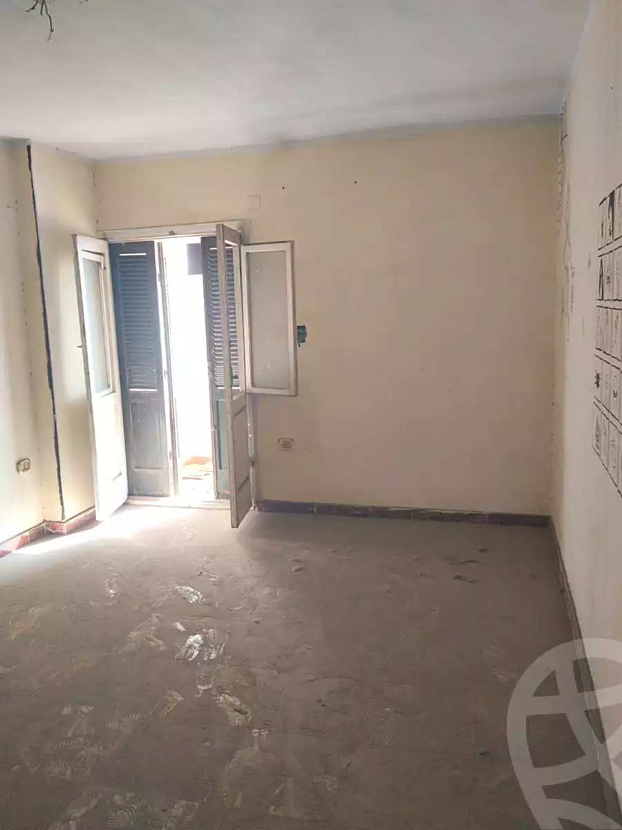https://aqarmap.com.eg/ar/listing/6888267-for-sale-cairo-helwan-helwan-el-sharkeya-abd-el-rahman-pasha-st