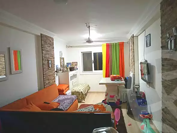 https://aqarmap.com.eg/en/listing/6888338-for-sale-cairo-helwan-el-shareaa-el-sharby-st