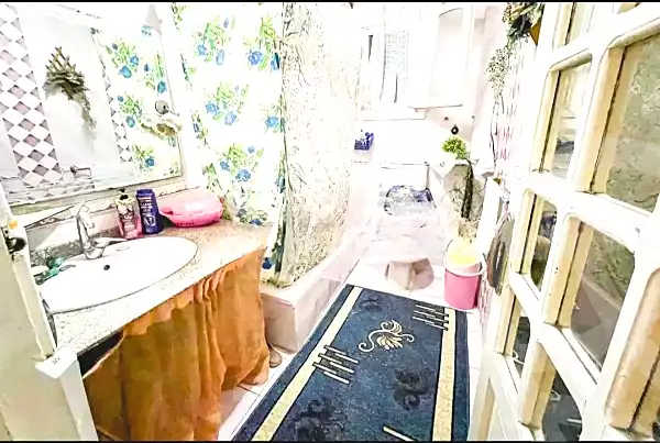 https://aqarmap.com.eg/ar/listing/6888389-for-sale-alexandria-sydy-bshr-sydy-bshr-bhry-gamal-abd-el-nasir-st