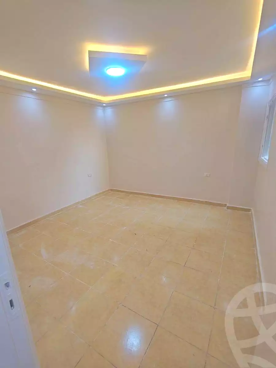 https://aqarmap.com.eg/ar/listing/6888532-for-sale-alexandria-al-agamy-el-hanouvel