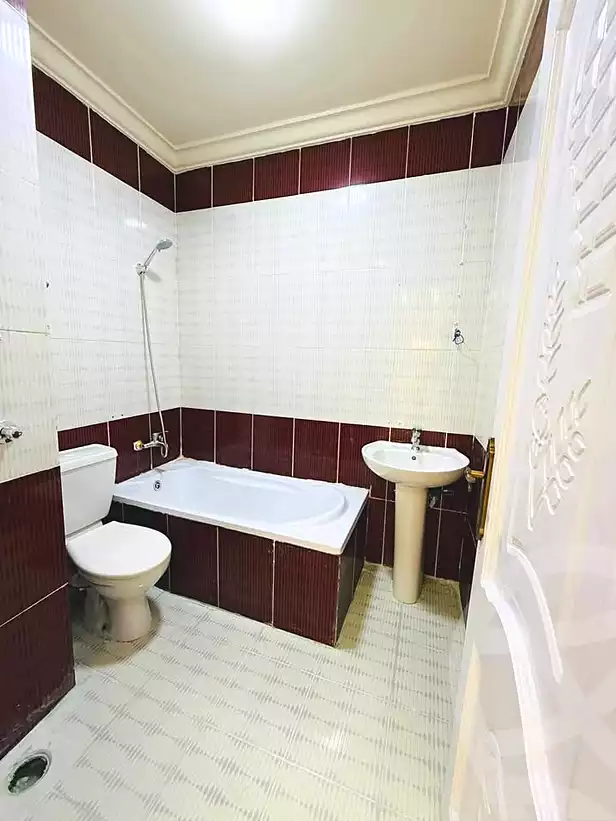 https://aqarmap.com.eg/en/listing/6888606-for-sale-alexandria-al-agamy-shataa-el-nakheel