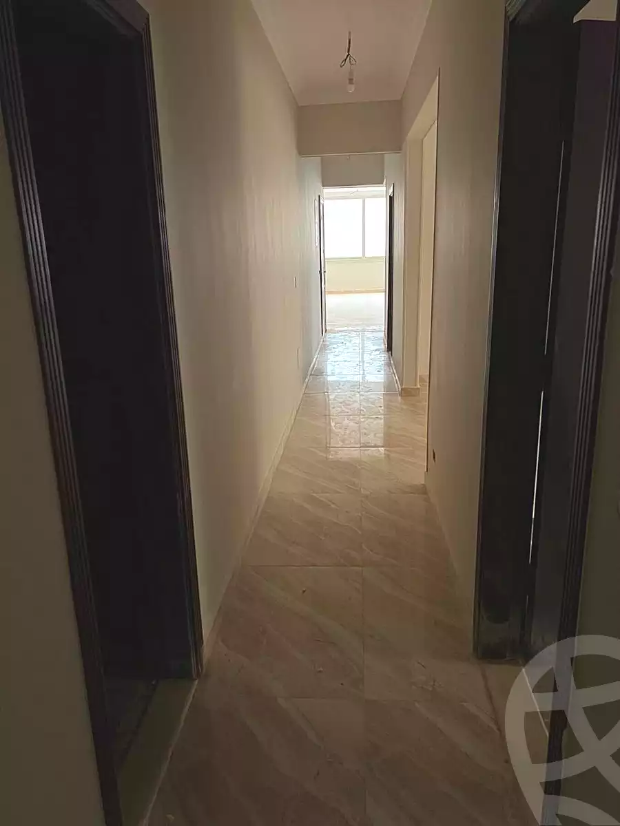 https://aqarmap.com.eg/ar/listing/6888733-for-sale-cairo-new-cairo-compounds-el-mostashareen-compound