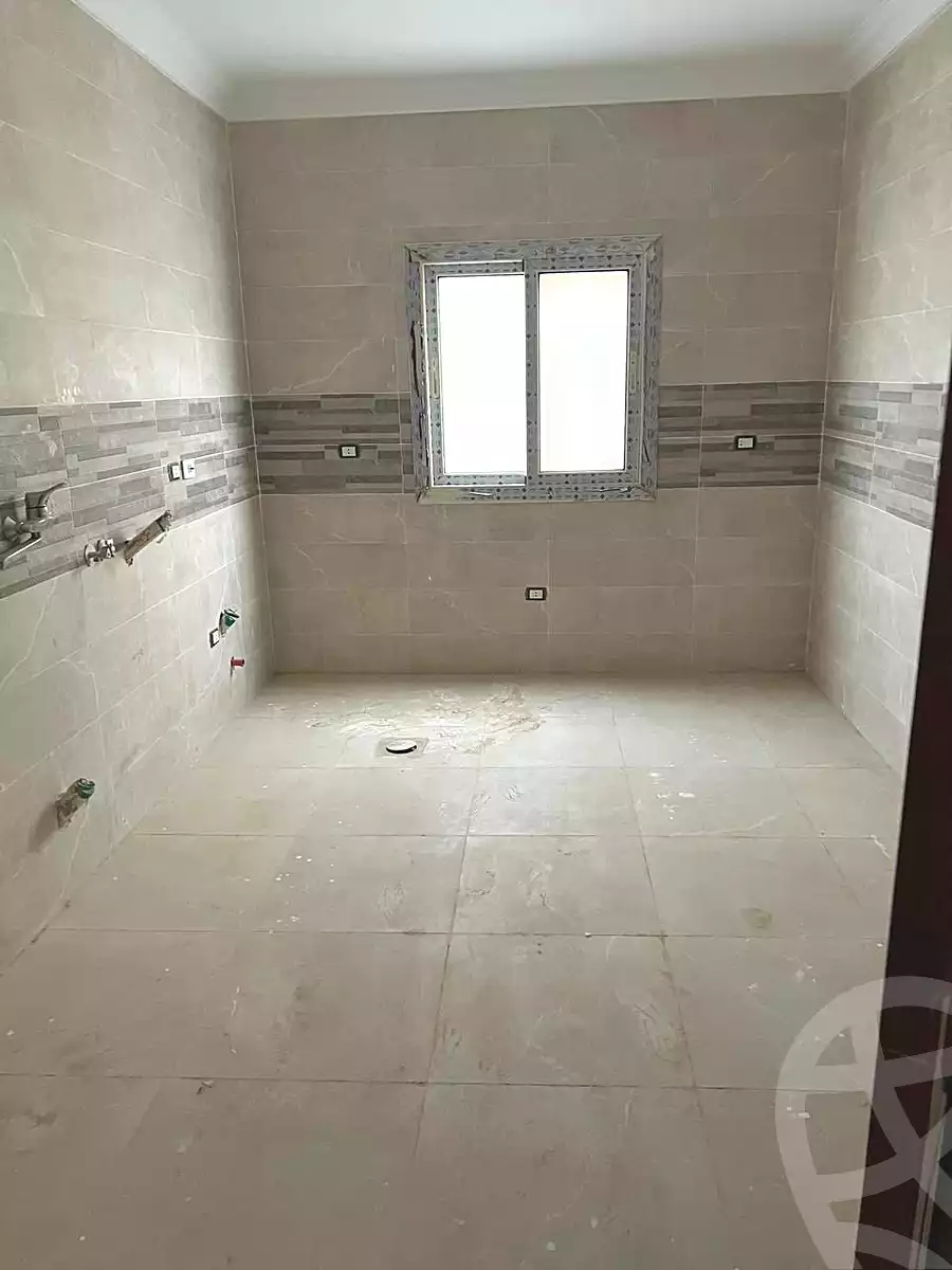 https://aqarmap.com.eg/ar/listing/6888733-for-sale-cairo-new-cairo-compounds-el-mostashareen-compound