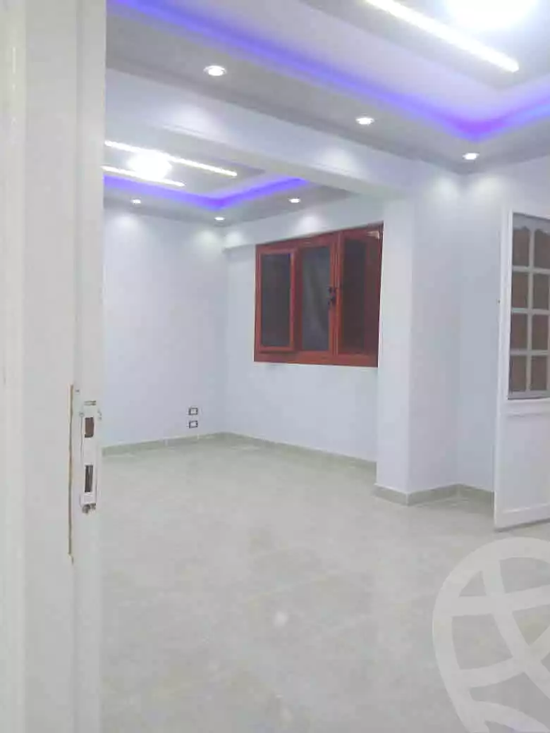 https://aqarmap.com.eg/ar/listing/6889432-for-rent-alexandria-al-agamy-bw-ywsf
