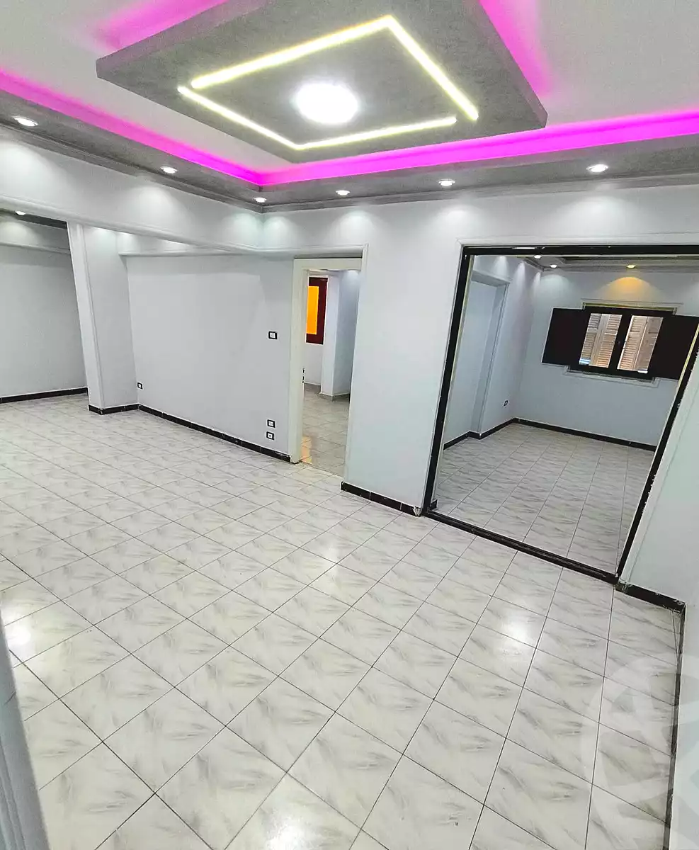 https://aqarmap.com.eg/ar/listing/6889432-for-rent-alexandria-al-agamy-bw-ywsf