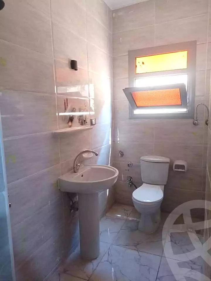 https://aqarmap.com.eg/ar/listing/6889533-for-sale-cairo-helwan-kwrnysh-hlwn