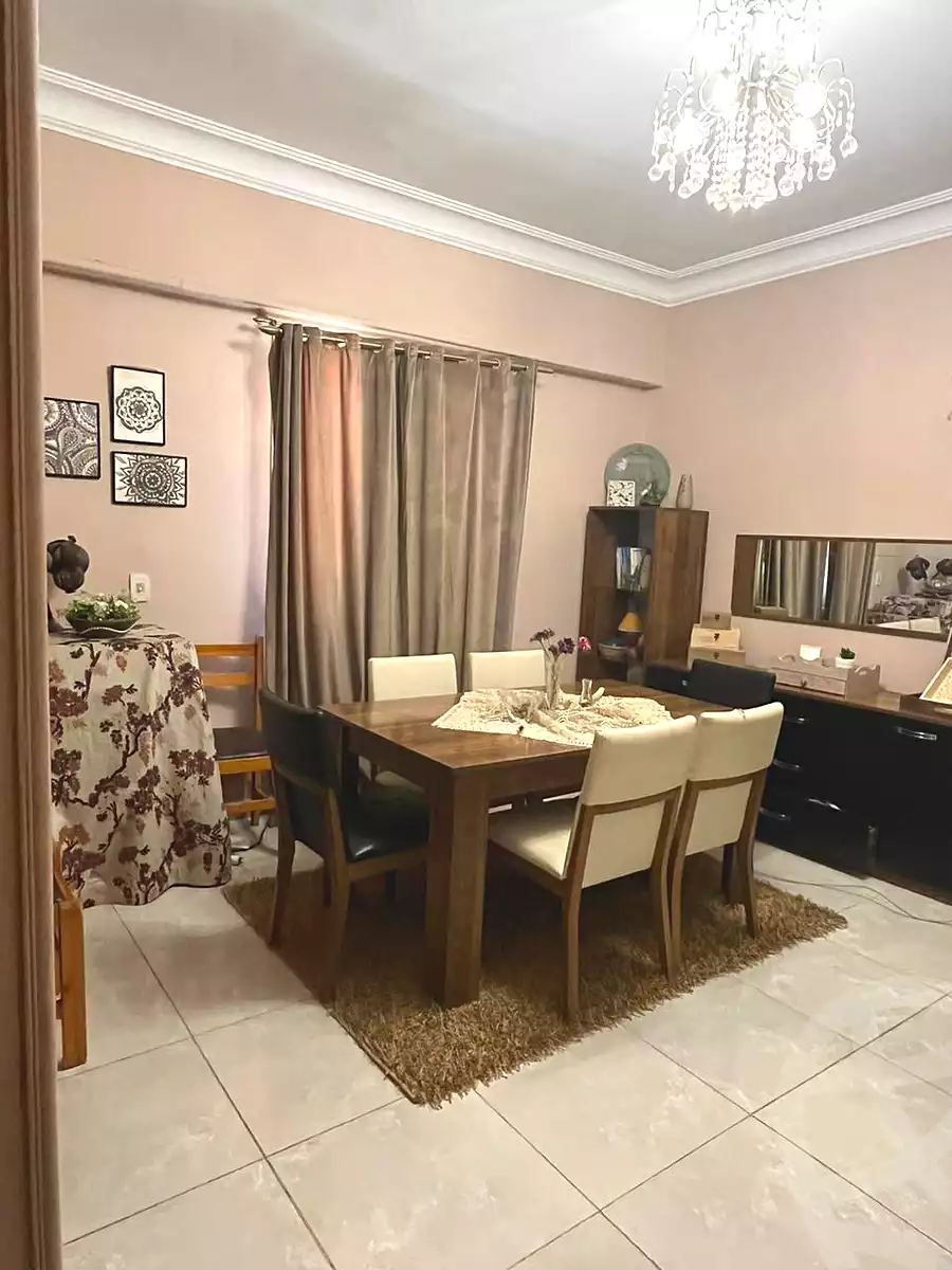 https://aqarmap.com.eg/ar/listing/6889662-for-sale-cairo-6th-of-october-el-ahyaa-neighborhood-2nd-divided-from-al-kafrawei-st