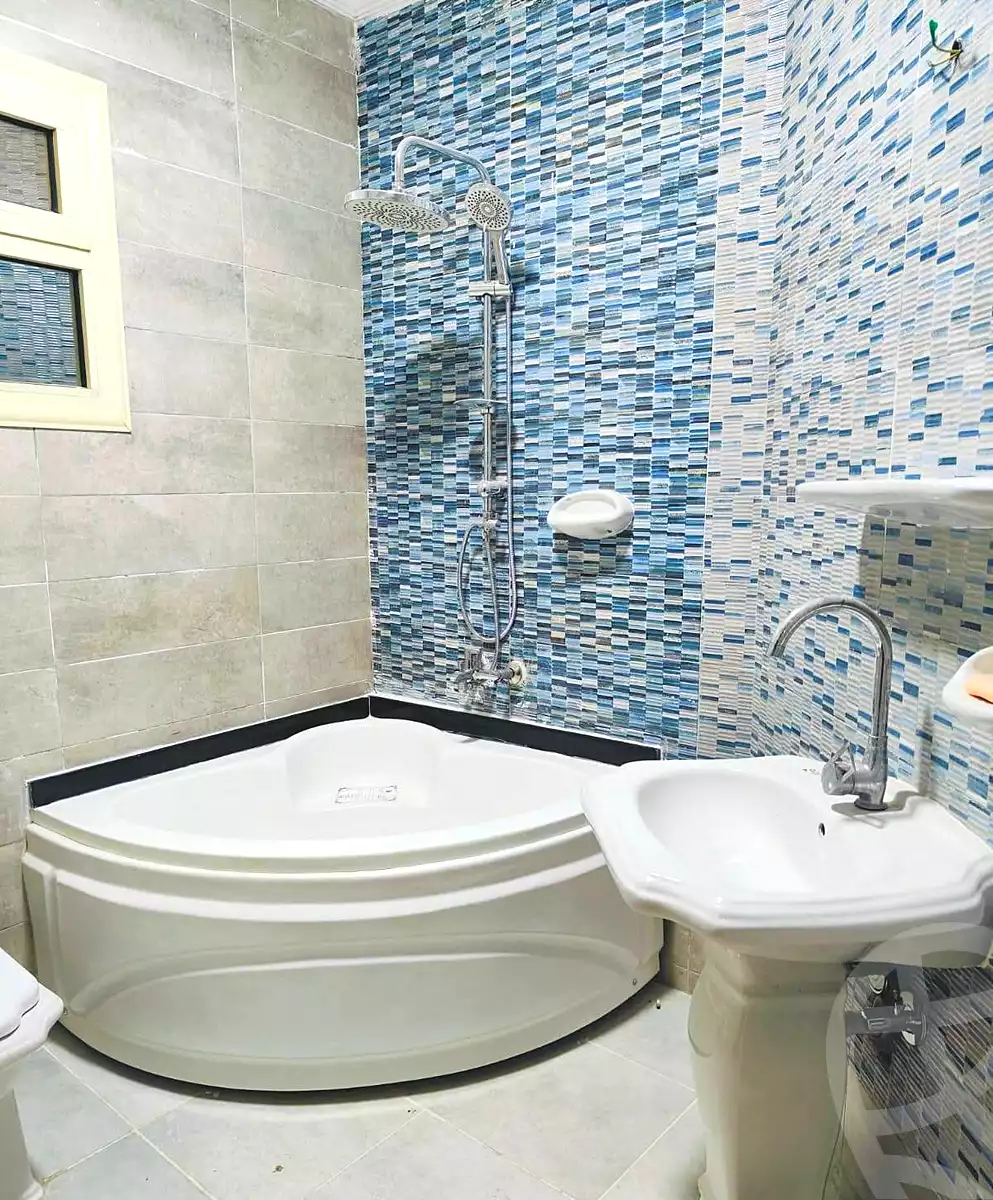 https://aqarmap.com.eg/ar/listing/6889676-for-sale-alexandria-al-agamy-bw-ywsf