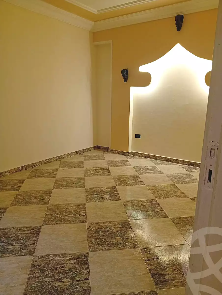 https://aqarmap.com.eg/ar/listing/6889983-for-sale-alexandria-sydy-bshr-sydy-bshr-bhry-gamal-abd-el-nasir-st