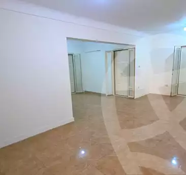 https://aqarmap.com.eg/en/listing/6890114-for-sale-alexandria-el-asafra-l-sfr-bhry