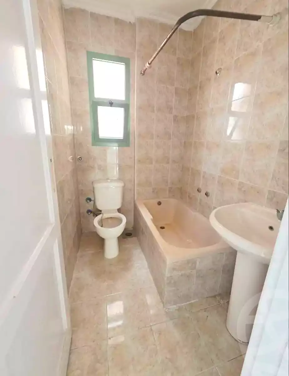 https://aqarmap.com.eg/en/listing/6889427-for-sale-alexandria-al-agamy-shataa-el-nakheel