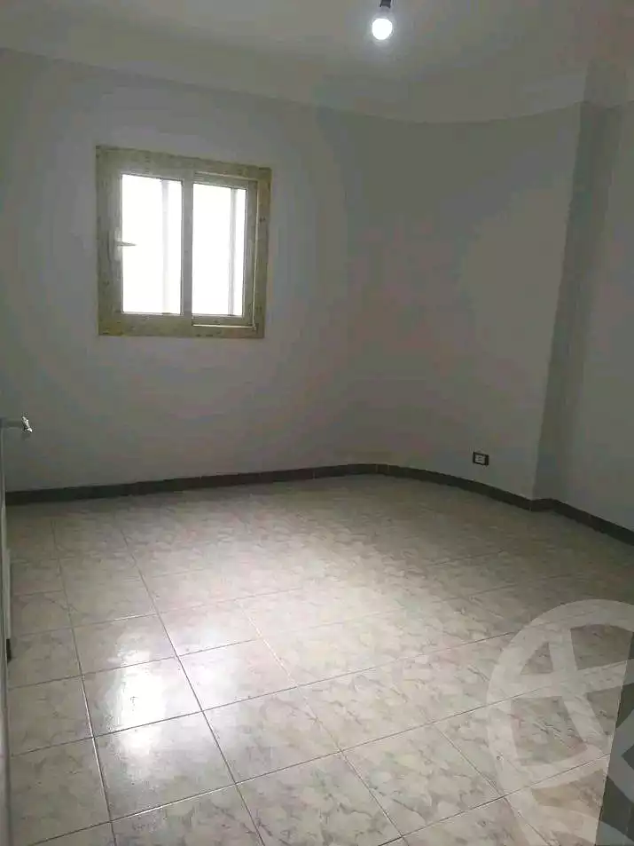https://aqarmap.com.eg/ar/listing/6890153-for-sale-alexandria-sydy-bshr-sydy-bshr-bhry-el-fakharany-st
