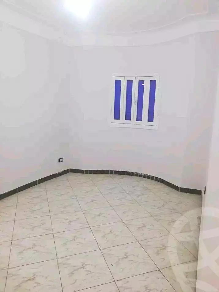 https://aqarmap.com.eg/ar/listing/6890153-for-sale-alexandria-sydy-bshr-sydy-bshr-bhry-el-fakharany-st