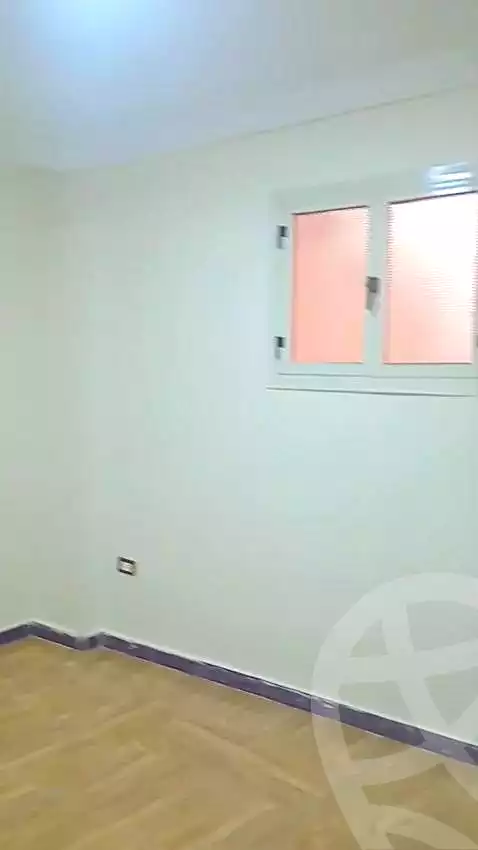 https://aqarmap.com.eg/ar/listing/6890441-for-sale-cairo-el-haram-el-lebeny-soltan-khattab-st