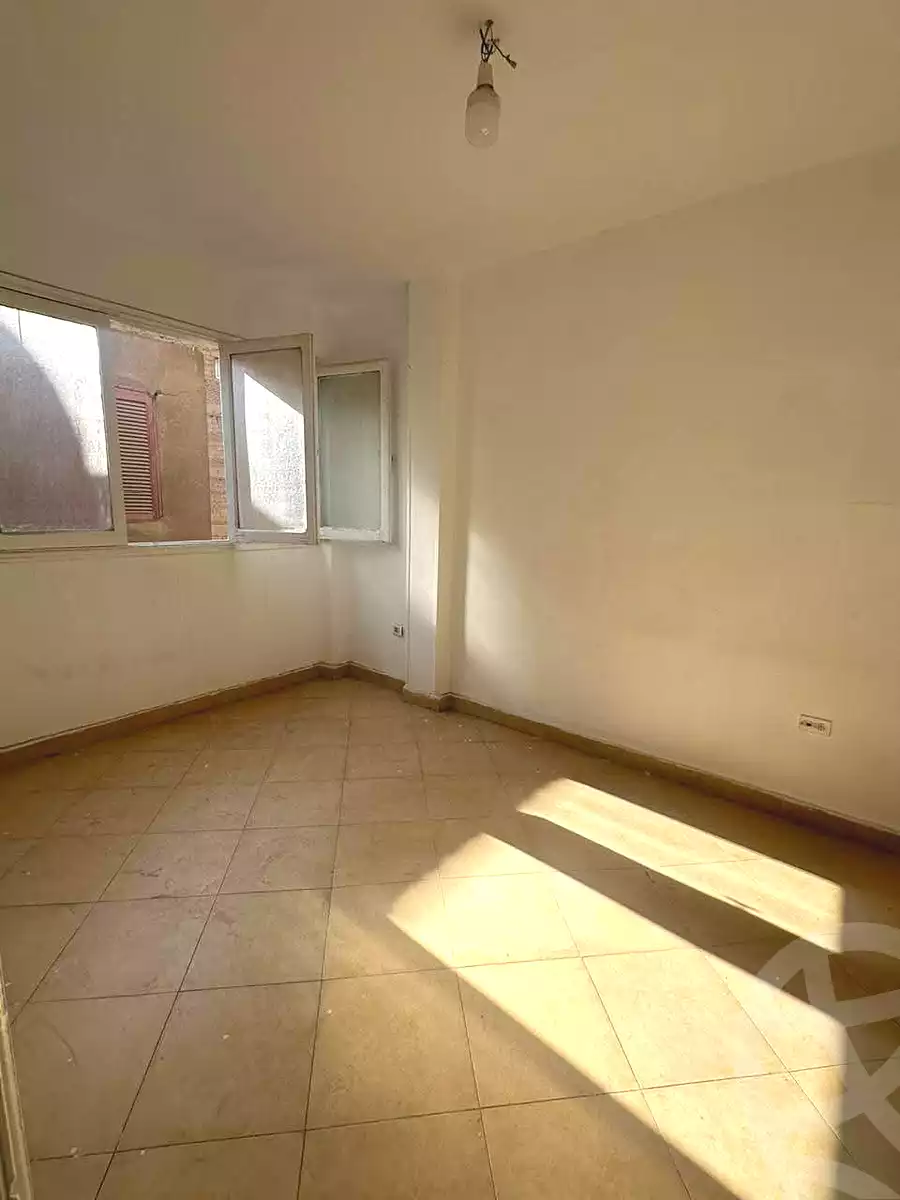 https://aqarmap.com.eg/ar/listing/6890801-for-sale-cairo-el-haram-shareaa-naser-el-thawrah