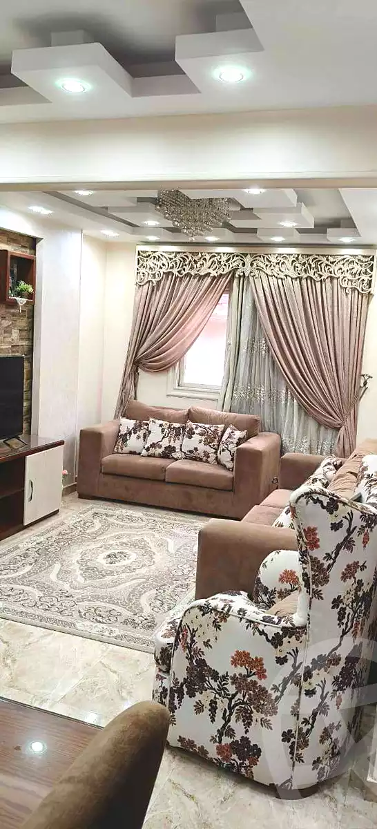 https://aqarmap.com.eg/ar/listing/6891419-for-sale-cairo-ain-shams-ain-shams-el-sharkia-mostafa-hafez-st