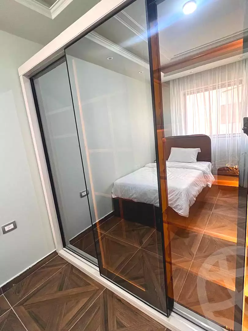 https://aqarmap.com.eg/en/listing/6891800-for-rent-cairo-new-cairo-compounds-lakeview-residence