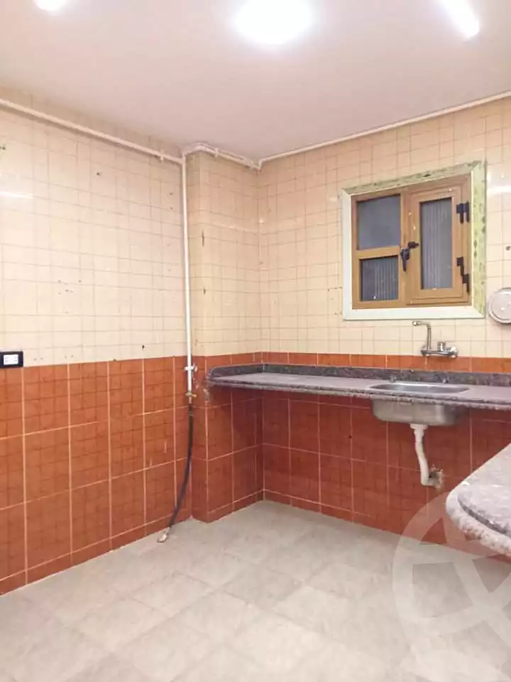 https://aqarmap.com.eg/ar/listing/6892033-for-sale-alexandria-el-mandara-shr-mlk-hfny