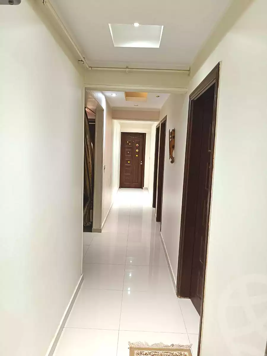 https://aqarmap.com.eg/ar/listing/6892636-for-sale-cairo-helwan-helwan-el-sharkeya-ryad-pasha-st