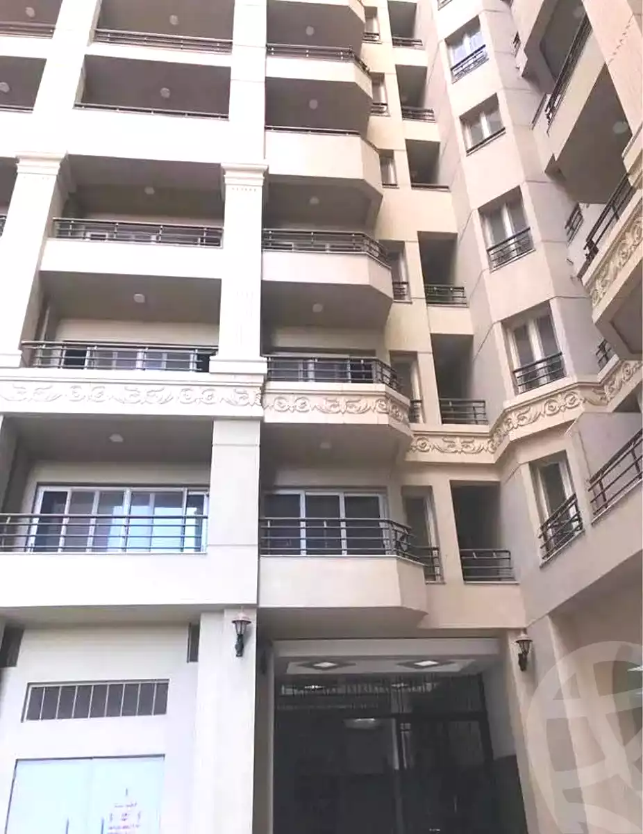 https://aqarmap.com.eg/en/listing/6892673-for-sale-alexandria-moharram-bey