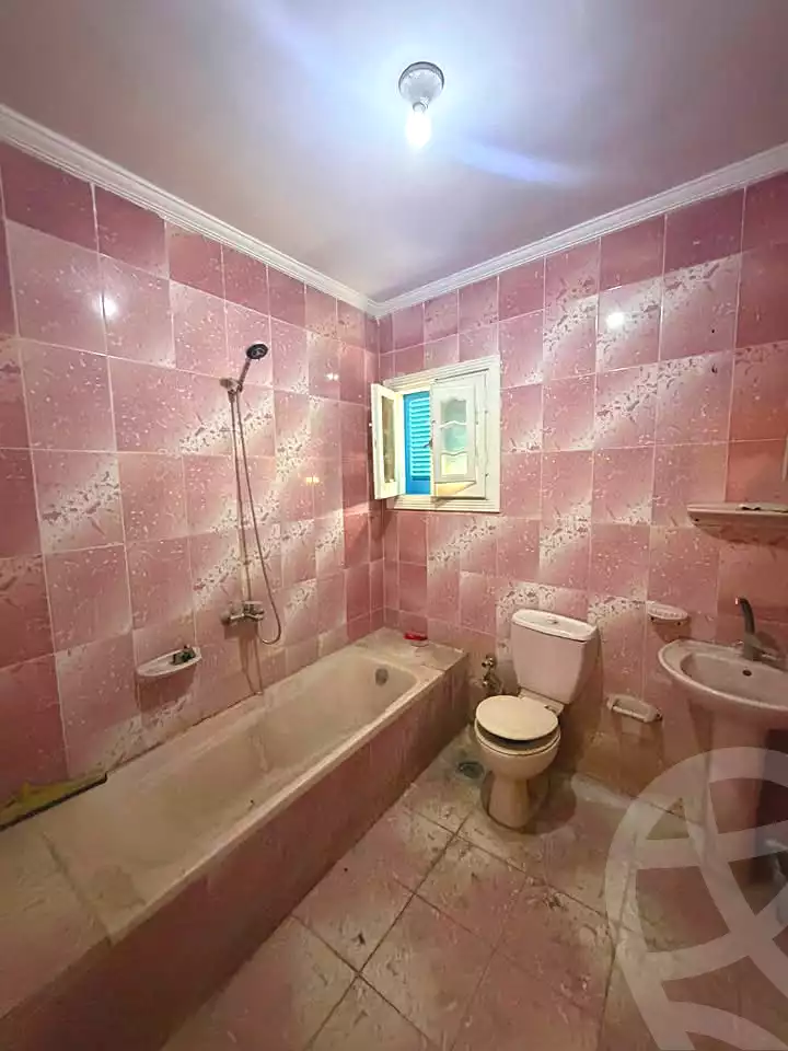 https://aqarmap.com.eg/en/listing/6893110-for-rent-alexandria-al-agamy-lbytsh