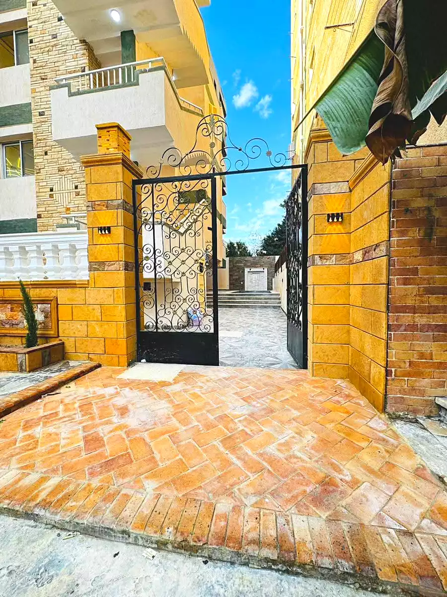 https://aqarmap.com.eg/en/listing/6893241-for-sale-alexandria-al-agamy-shataa-el-nakheel