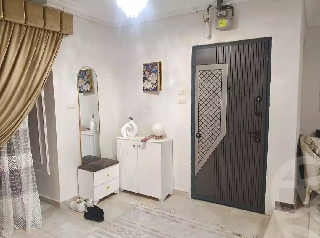 https://aqarmap.com.eg/en/listing/6893357-for-sale-alexandria-al-agamy-el-hanouvel-kasr-al-quiri-st-1