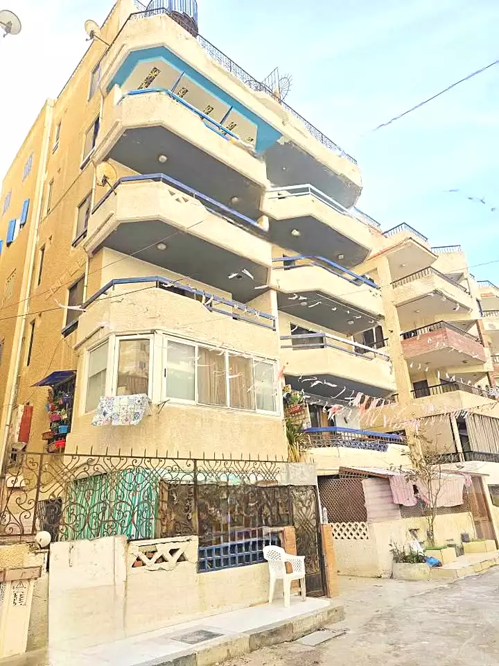 https://aqarmap.com.eg/ar/listing/6893708-for-sale-alexandria-al-agamy-shataa-el-nakheel-no-9-st