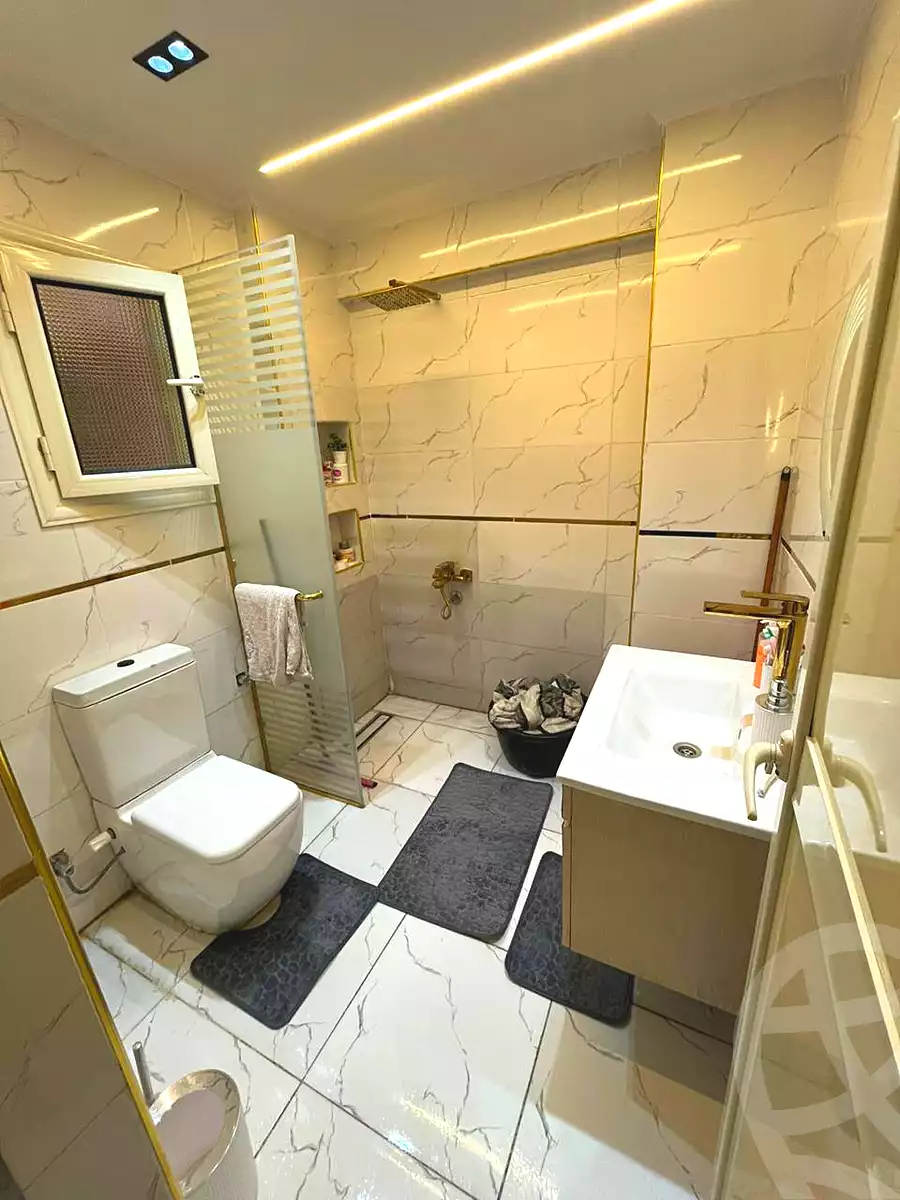 https://aqarmap.com.eg/ar/listing/6893752-for-sale-cairo-helwan-mostafa-fahmy-st