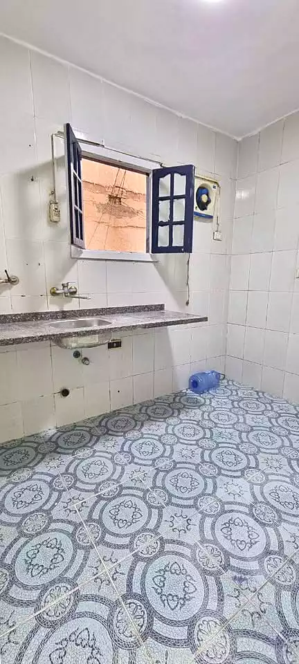 https://aqarmap.com.eg/en/listing/6893912-for-sale-alexandria-al-agamy-shataa-el-nakheel-no-9-st
