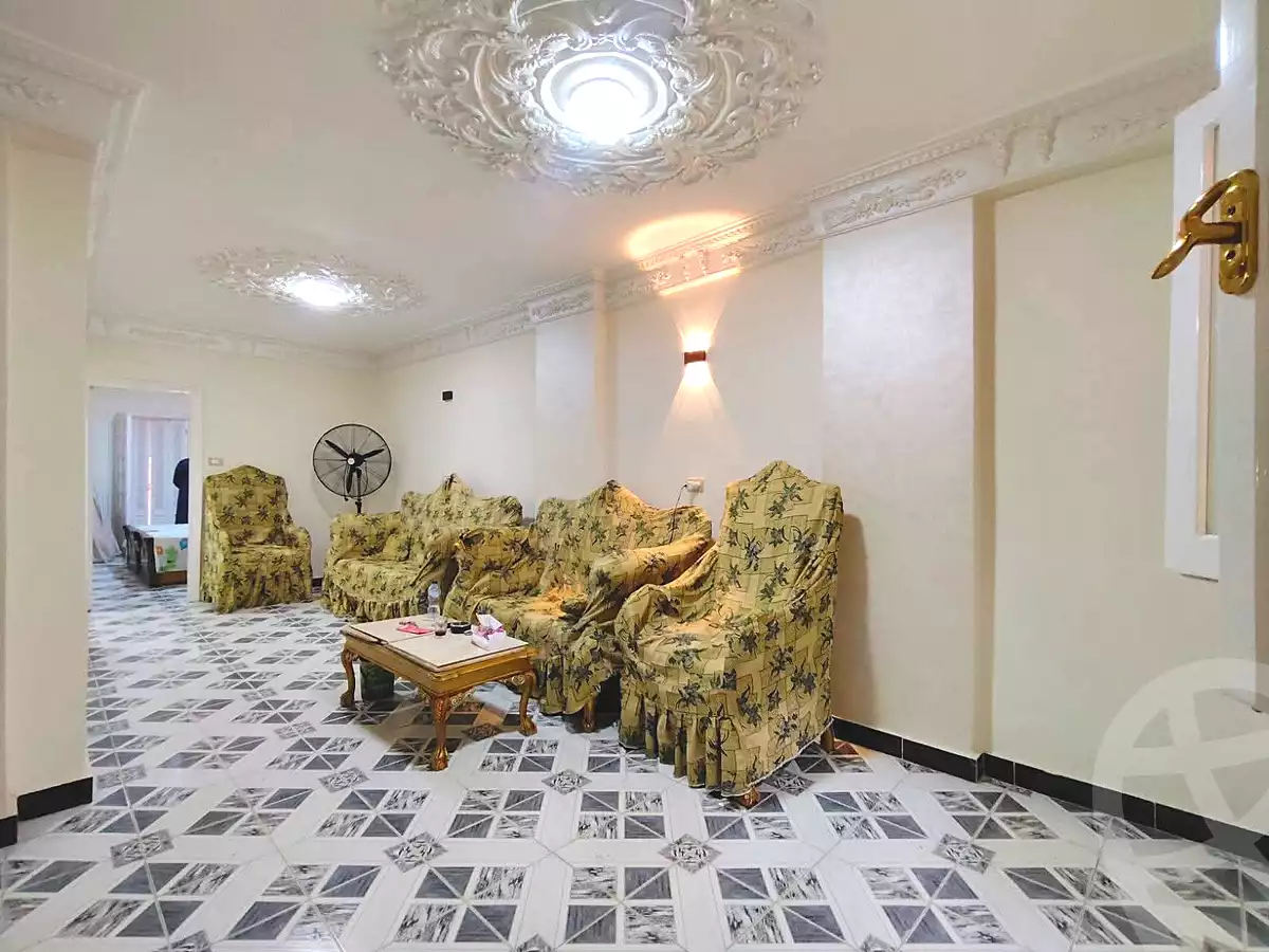 https://aqarmap.com.eg/ar/listing/6894165-for-sale-alexandria-sydy-bshr-sydy-bshr-bhry-shr-khld-bn-lwlyd