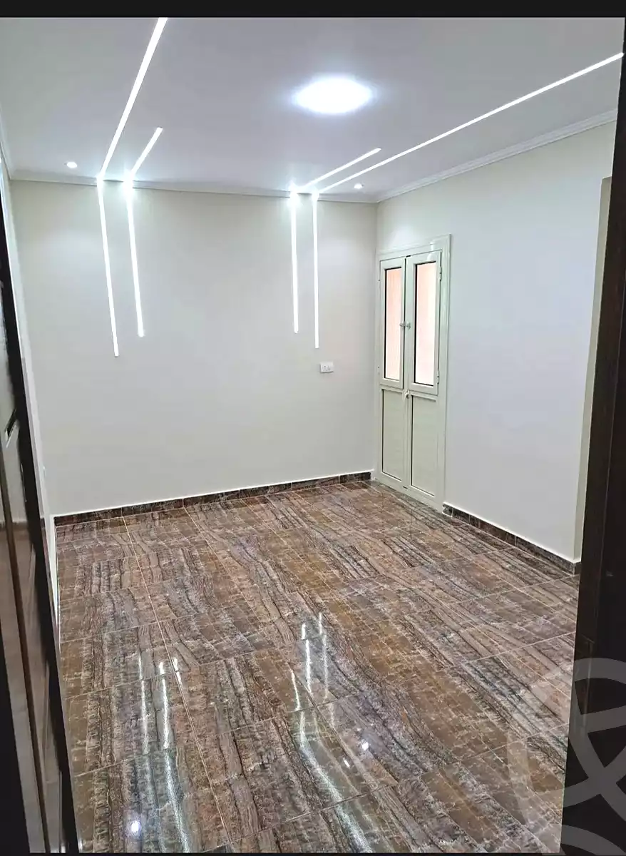 https://aqarmap.com.eg/ar/listing/6894377-for-sale-alexandria-sydy-bshr-sydy-bshr-bhry-khalil-hamada-st