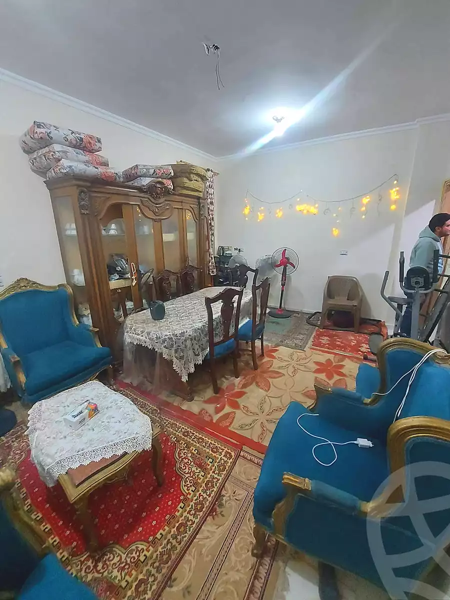 https://aqarmap.com.eg/ar/listing/6894463-for-sale-cairo-helwan-el-shareaa-el-sharby-st